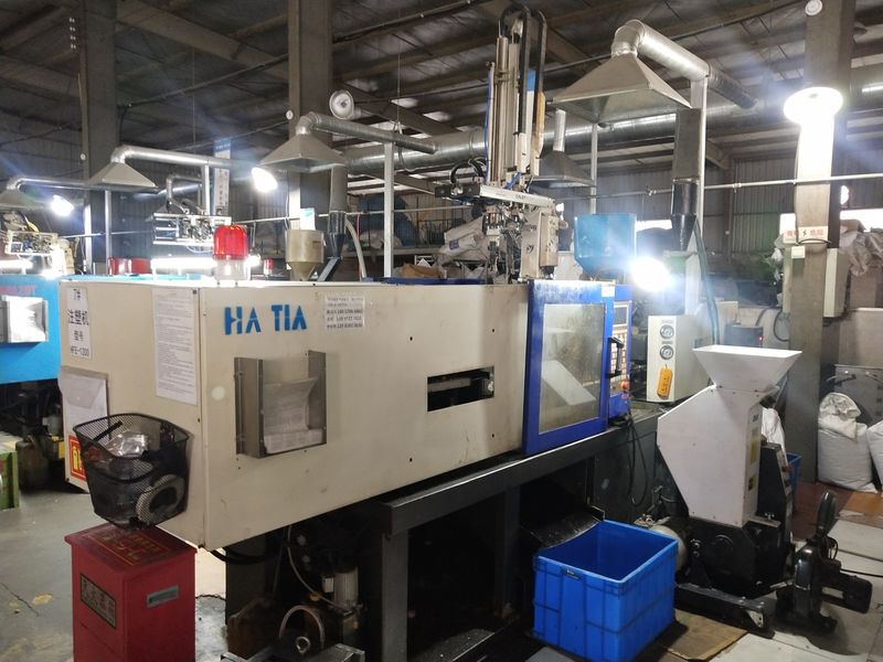 Wuxi Hongyu Daily-use Products Co., Ltd. خط تولید تولید کننده
